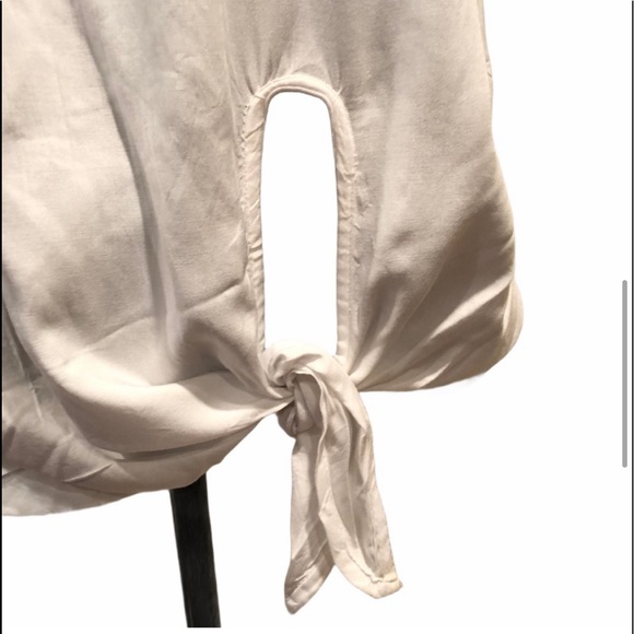 NWT Beach Lunch & Lounge shortsleeved pullover blue white tie dye top size small - Picture 4 of 10